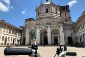 Milan: City Highlights Bike Tour