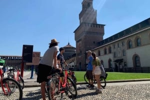Milan: City Highlights Bike Tour