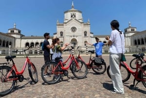 Milan: City Highlights Bike Tour
