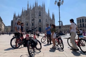 Milan: City Highlights Bike Tour