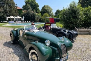 Milan: City Highlights Private Tour by Vintage Car