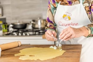 Milano: corso di cucina e tour del mercato con una persona del posto