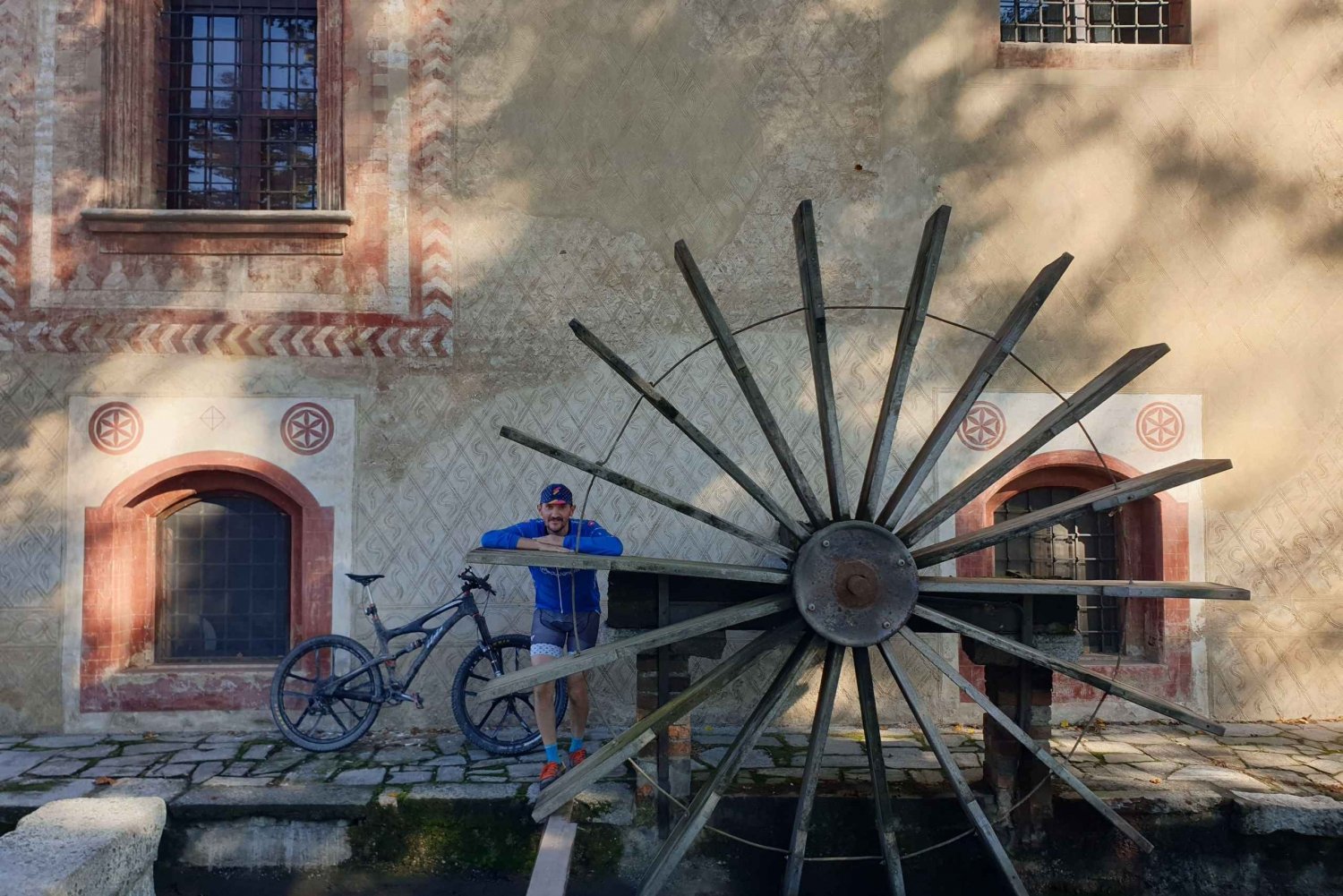 Milan: cycling and food along Navigli