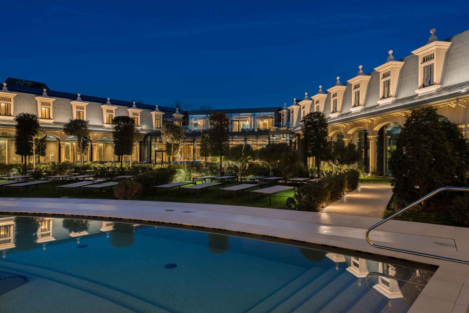 Milan : billet d'entrée pour les bains thermaux nocturnes de Montel