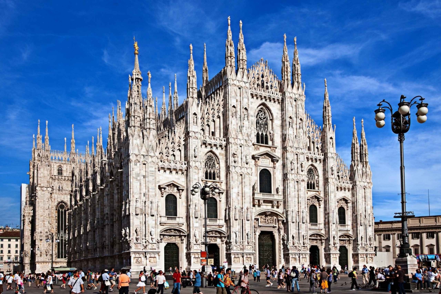 Milan: Duomo and La Scala Guided Tour