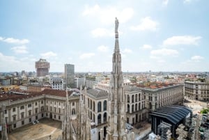 Milano: Duomo ja kattoterassi -kierros, valinnainen Open Bus -lippu