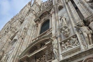 Milan: Duomo Angels and Demons Tour with Rooftop Access