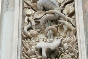 Milan: Duomo Angels and Demons Tour with Rooftop Access