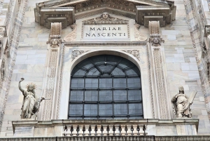 Milan: Duomo Angels and Demons Tour with Rooftop Access