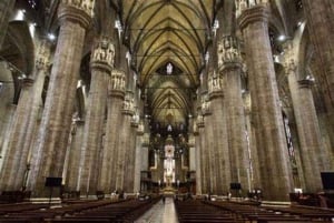 Milano: Duomo opastettu kierros, jossa on etuoikeus sisäänpääsyyn ja RoofTop-katolle