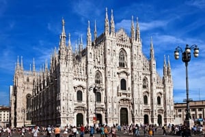 Milan: Skip-the-Line Duomo & La Scala Museum Guided Tour