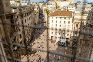 Milano: Duomo ja kattoterassi -kierros, valinnainen Open Bus -lippu