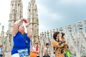 Milano: Duomo ja kattoterassi -kierros, valinnainen Open Bus -lippu