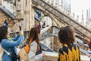 Milan: Duomo Rooftop and Cathedral Guided Tour with Tickets