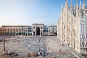 Milan: Private Tour - Duomo, Sforza Castle & Gelato Tasting