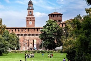Milan: Private Tour - Duomo, Sforza Castle & Gelato Tasting