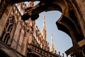 Milan: Express Walk with a Local in 90 minutes