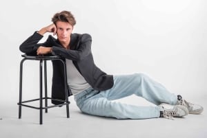 ミラノ：メイクアップアーティストによるファッション写真撮影