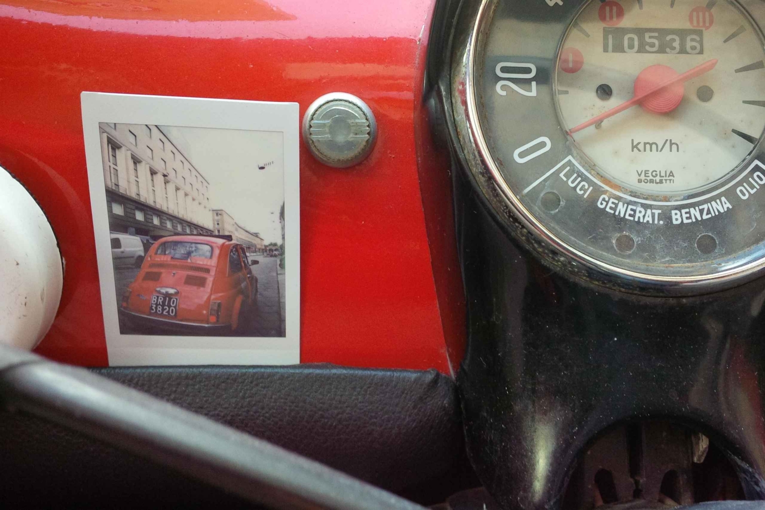 Milaan: Snelle rondrit per rode Fiat 500 (30 min, geen stop)