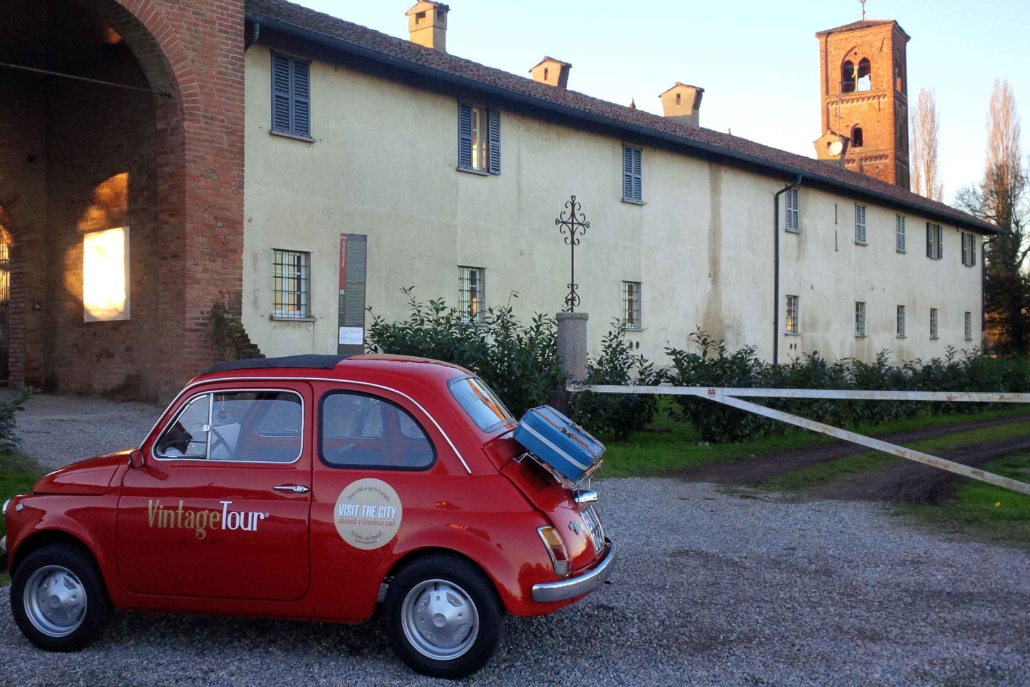 Milaan: Snelle rondrit per rode Fiat 500 (30 min, geen stop)