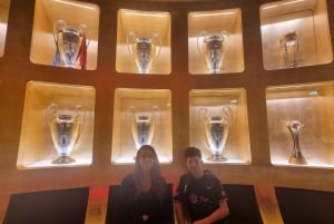 Estádio San Siro e Tour Futebolístico de Milão Experiência para Fãs