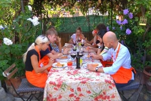 Milan: Fresh Pasta and Tiramisù Class in A Historical Home