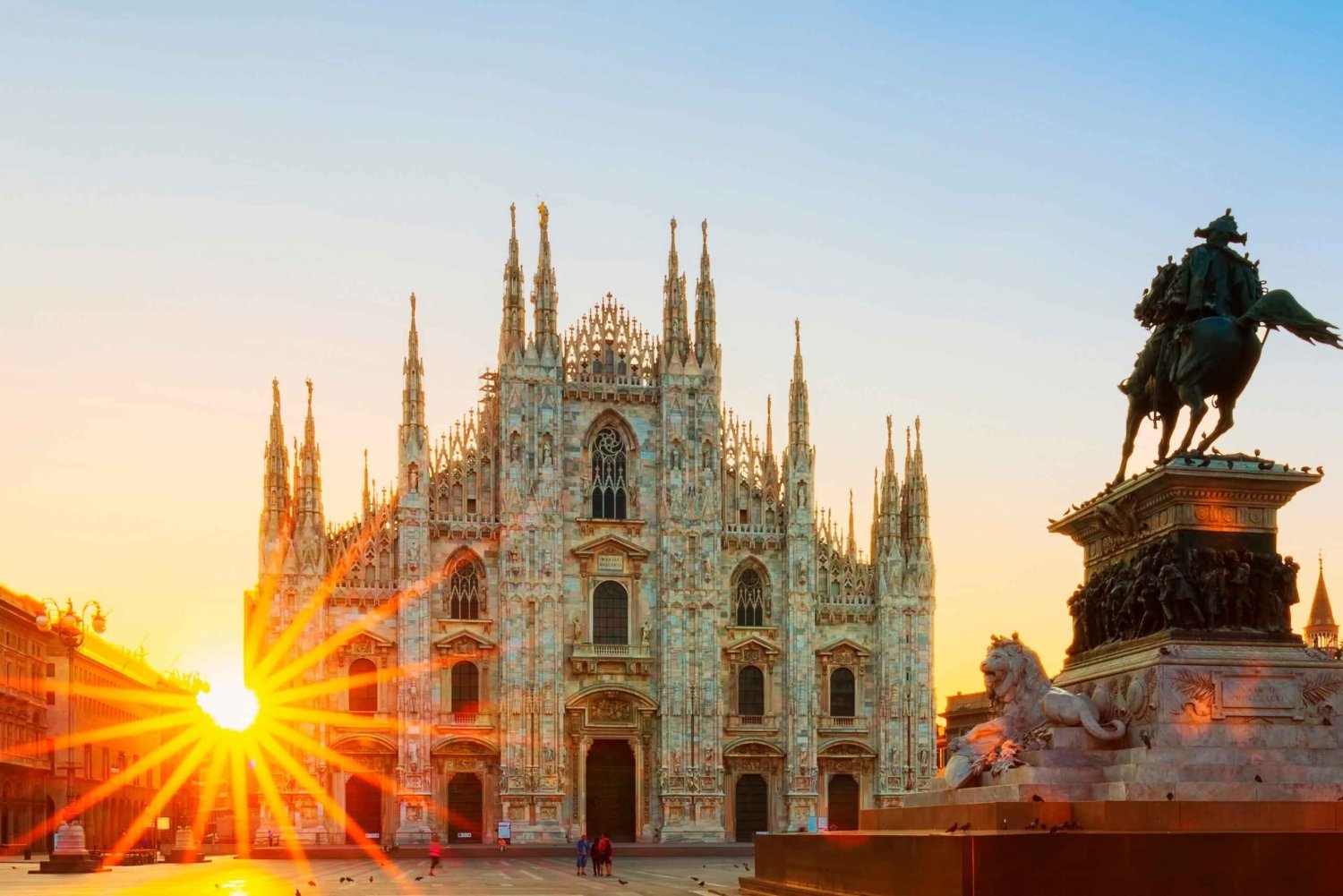 Milan: Guided Walking Tour with Duomo and the Last Supper