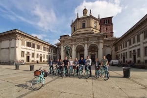 Milan: Highlights and Hidden Gems Guided Bike Tour
