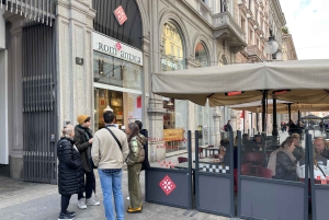 Milaan: Geschiedenis & Street Food Tour met wijnproeverij