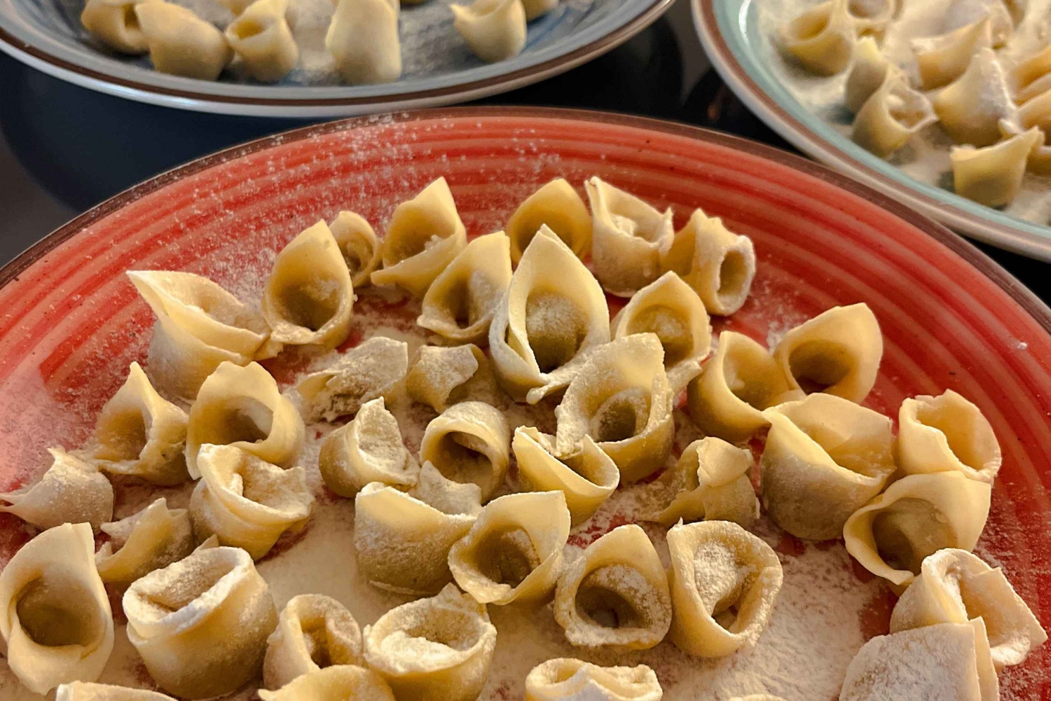 ミラノ：手作りパスタ、ソース、ティラミスのクッキング教室をご案内します