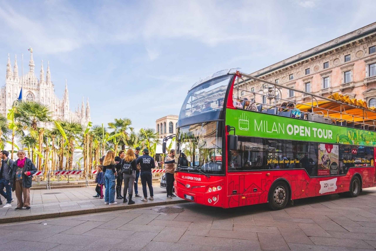 Milan: Hop-On Hop-Off Bus Ticket for 24, 48, 72 Hours