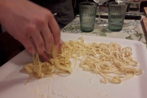 Milan: Italian Cooking Class with Food and Wine