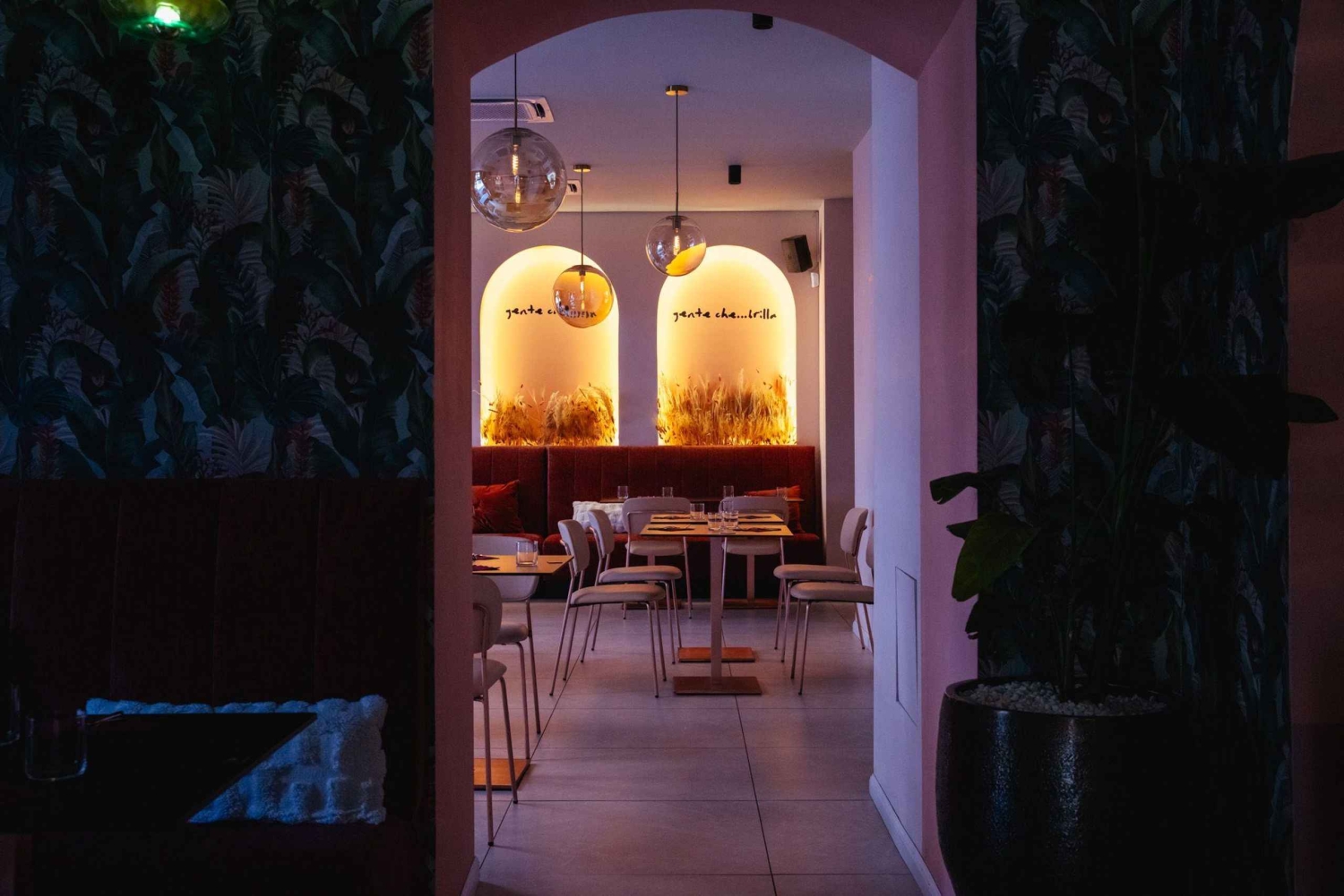 Milano: esperienza gastronomica italiana con presentazione dello chef e vino