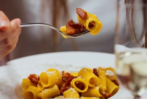 Milano: esperienza gastronomica italiana con presentazione dello chef e vino