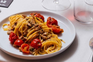 Milano: esperienza gastronomica italiana con presentazione dello chef e vino