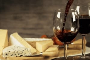 Milan: Italian Red Wine Tasting with Local Host