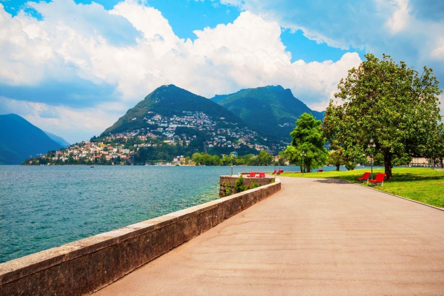 Milaan:Comomeer, Lugano & Bellagio dagtrip met boottocht