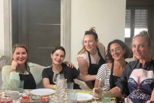 Milan: Local Cuisine Cooking Class with Wine