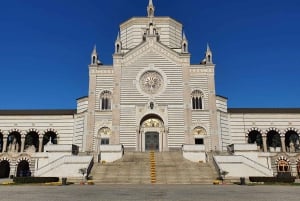 Milan Monumental Cemetery: Walking Tour in Italian