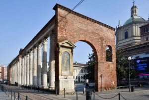 Milan Navigli: Self-guided Street Art Tour and Game