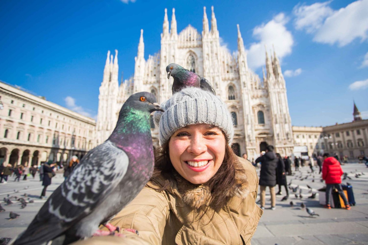 Milan: Old Town and Top Attractions Private Tour by Car