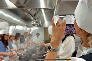 Milano: Pasta og Tiramisu madlavningskursus med vin