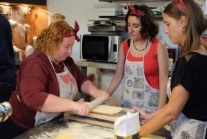 Mailand: Pasta Mastery Workshop mit Spritz und Tiramisù