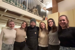 Milan: Pasta & Tiramisu Cooking Class with Premium Products