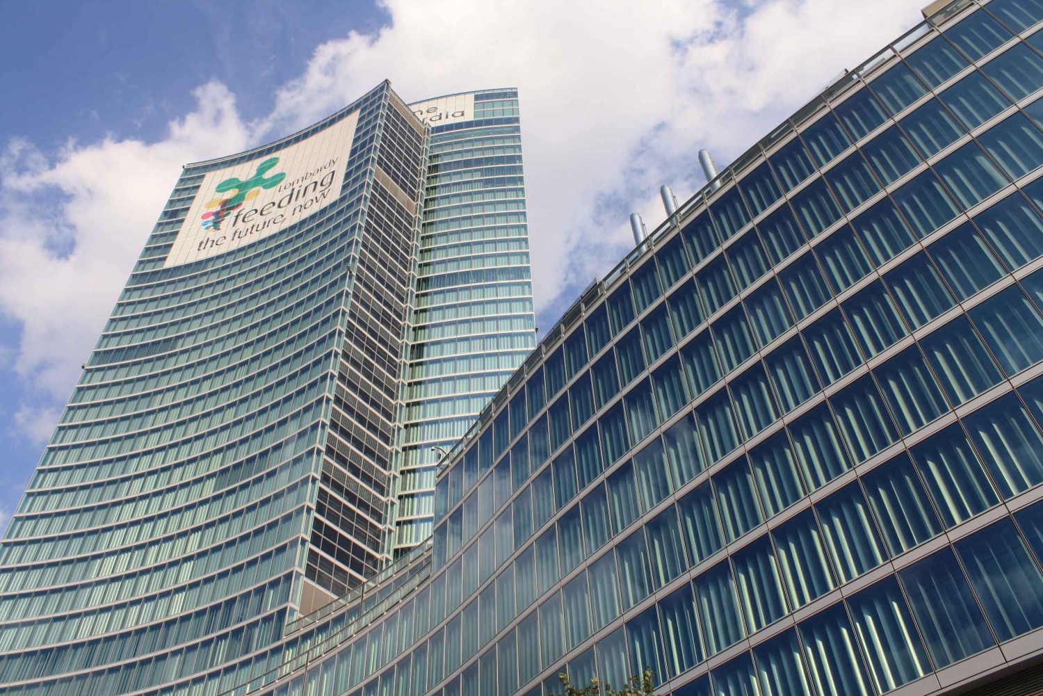 Милан: Пьяцца Гаэ Ауленти и башня — индивидуальная экскурсия