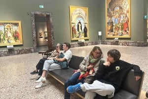 Milan: Pinacoteca Art Gallery & Brera District Guided Tour