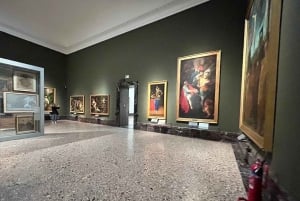 Milan: Pinacoteca Art Gallery & Brera District Guided Tour