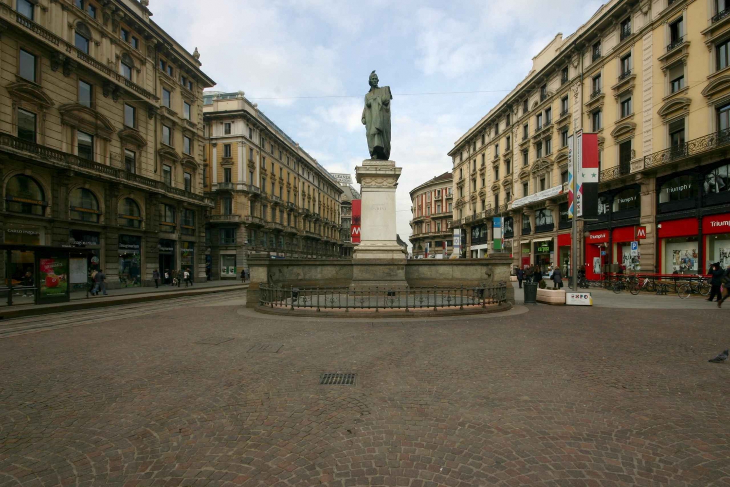 Milan: Private 4-Hour Walking Tour