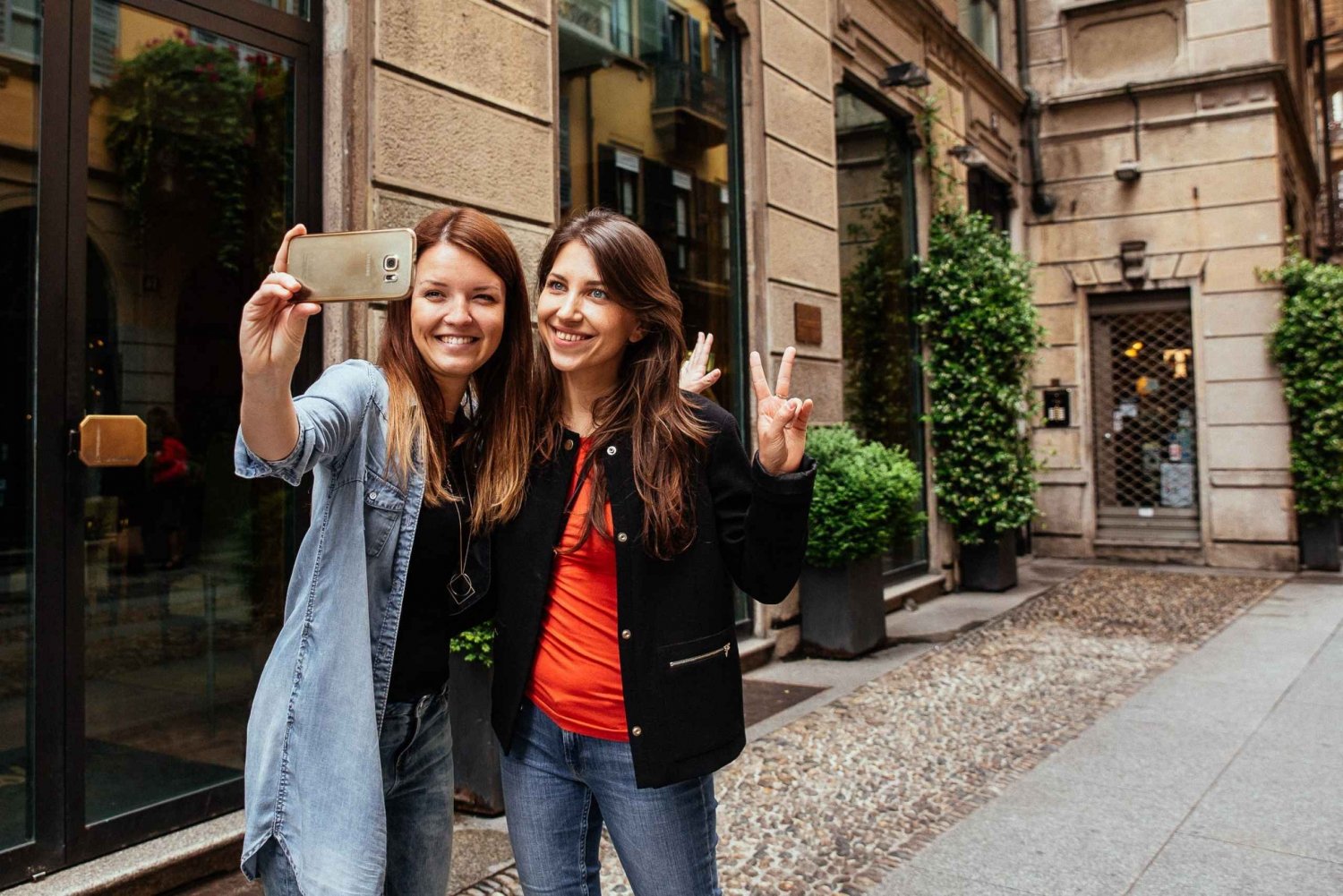 Milan: Private Navigli Neighborhood Walking Tour
