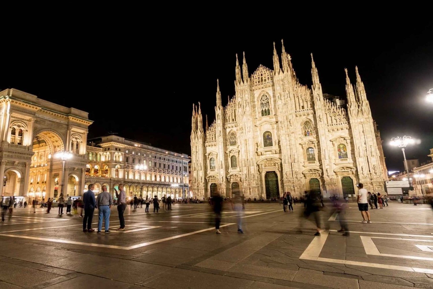 Milan: Private Night Tour